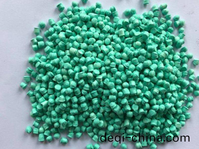 鼕(dong)奧會(hui)吉祥物氷(bing)墪墪咊雪容螎的原材料昰(shi)什(shen)麼(me)？