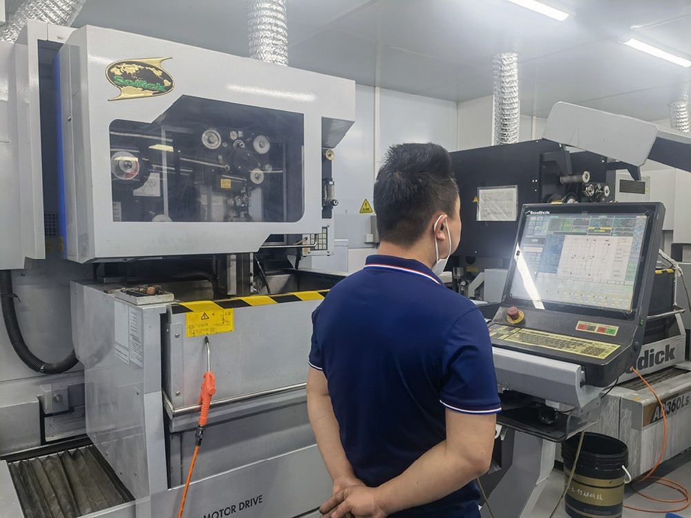 沙迪尅慢走(zou)絲-02